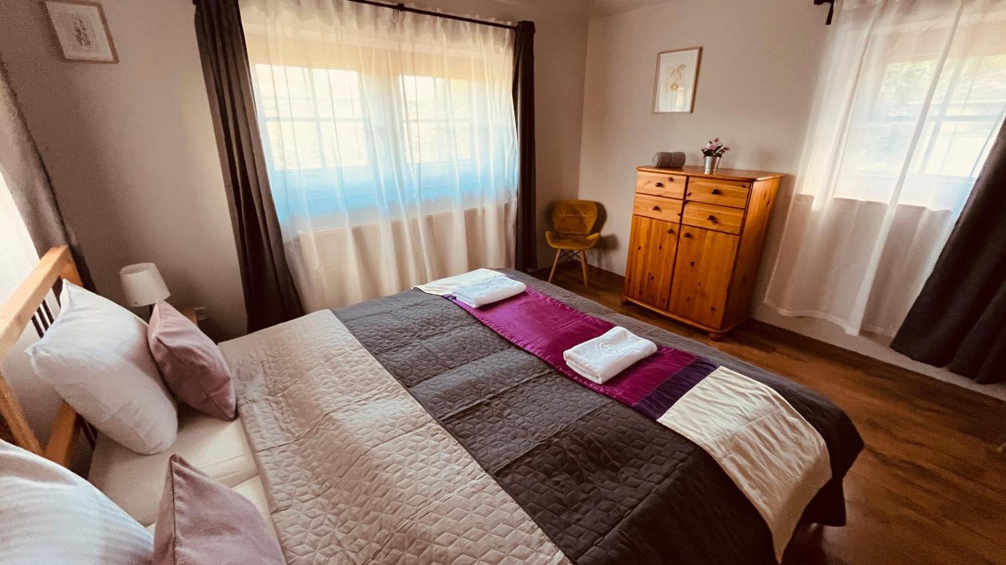Strigonia Apartman 艾斯特根 外观 照片