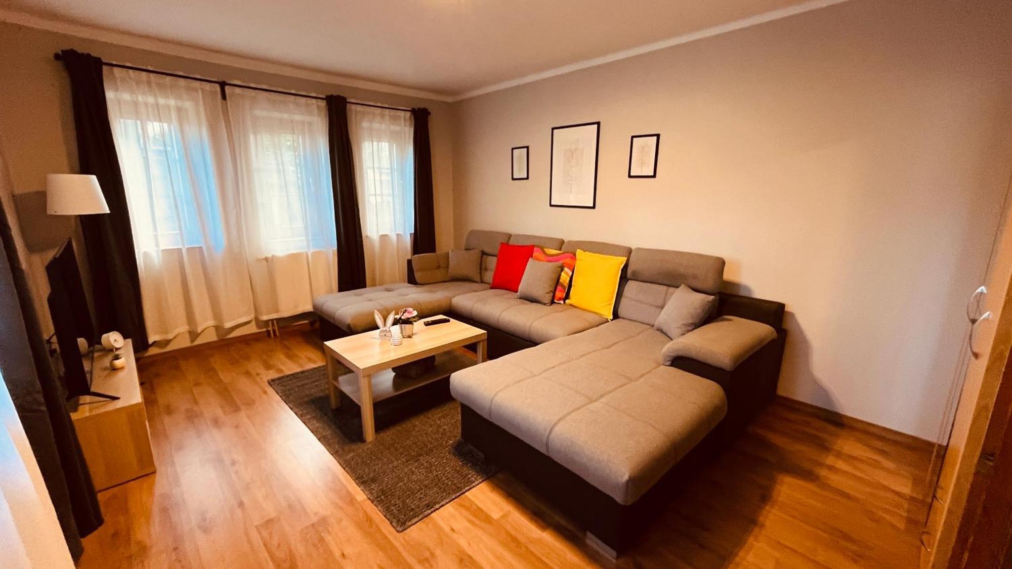 Strigonia Apartman 艾斯特根 外观 照片