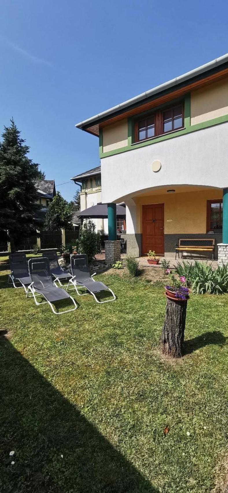 Strigonia Apartman 艾斯特根 外观 照片